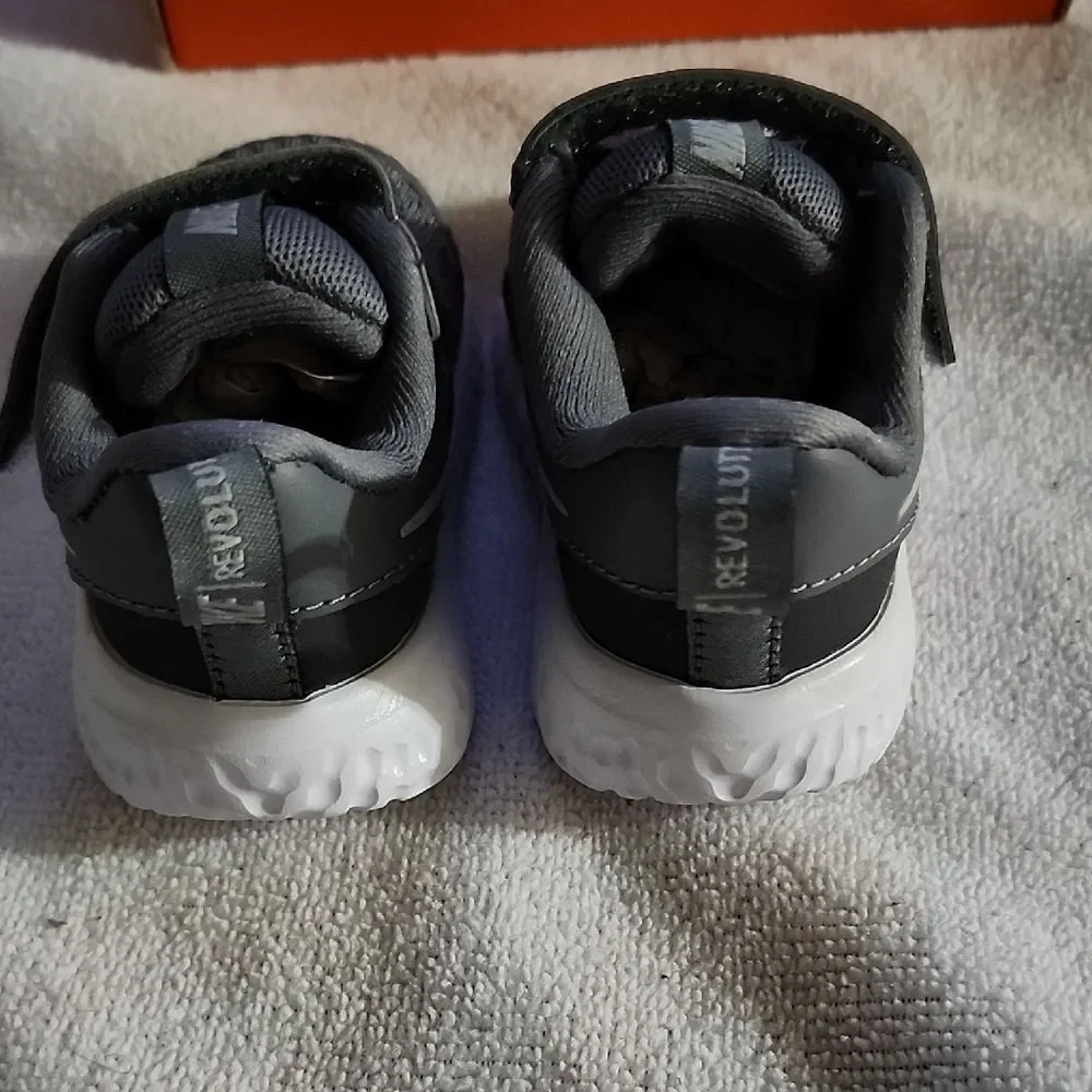 Nike Kids Gray and White Sneakers